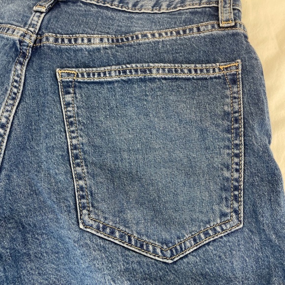 Old Navy Athletic Taper Medium Wash Blue Jeans Skinny Women’s 29x30 WITH TAG - Picture 4 of 16